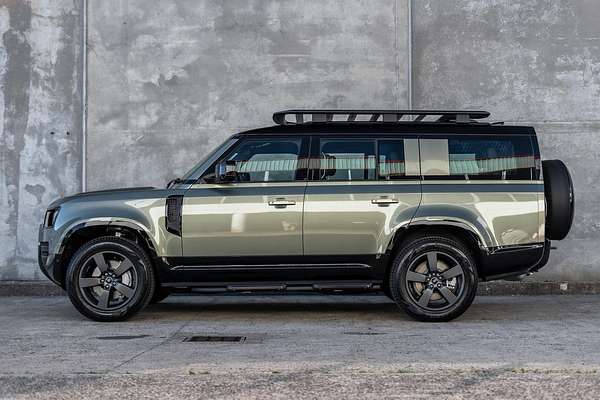 2024 Land Rover Defender 130 D350 X-Dynamic SE L663