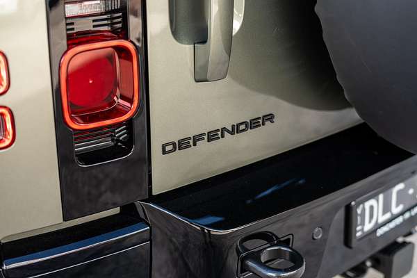2024 Land Rover Defender 130 D350 X-Dynamic SE L663
