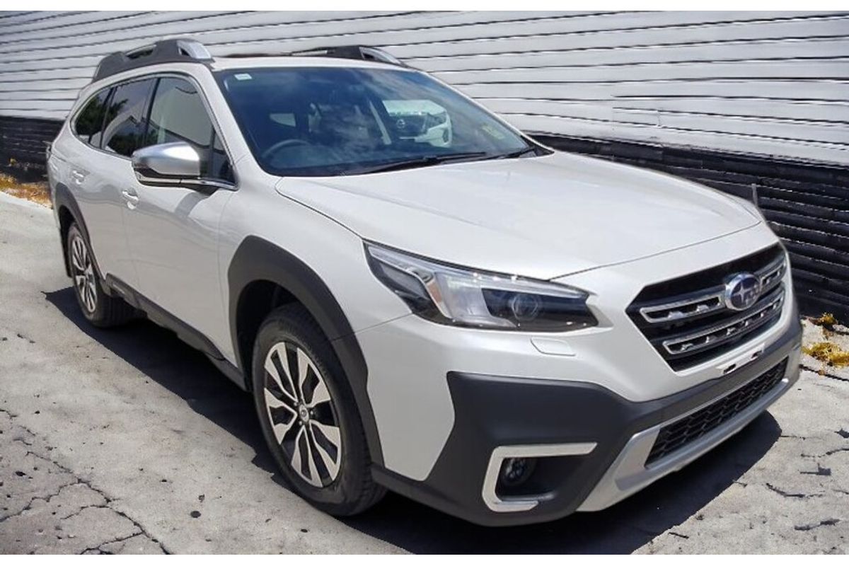 MY25 Subaru Outback Touring XT