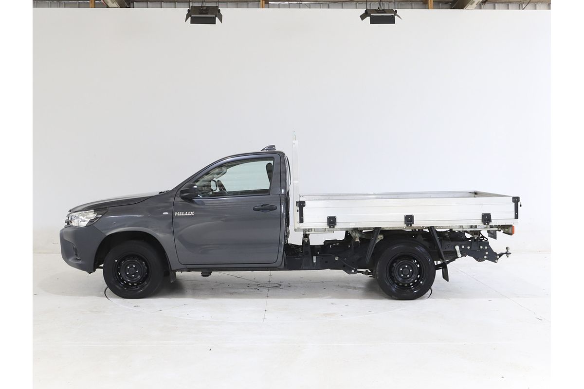 Hilux 4x2 Workmate 2.7L Petrol Automatic Single Cab C/C C227710 001