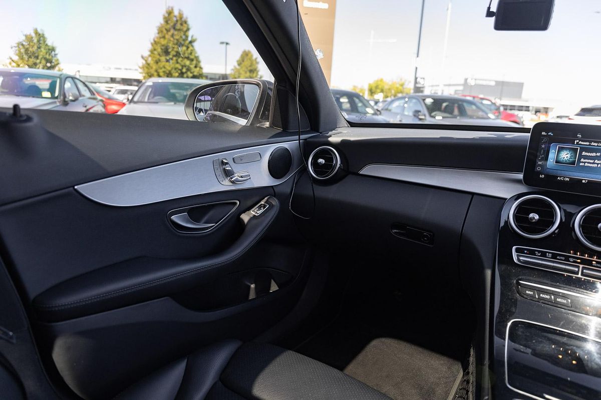 2020 Mercedes-Benz C-Class C200 W205