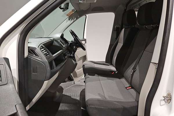 2019 Volkswagen Transporter TDI400 T6 SWB