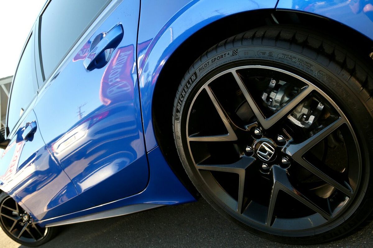 2023 Honda Civic e:HEV LX 11th Gen