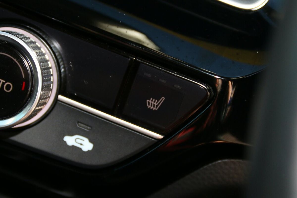 2023 Honda Civic e:HEV LX 11th Gen