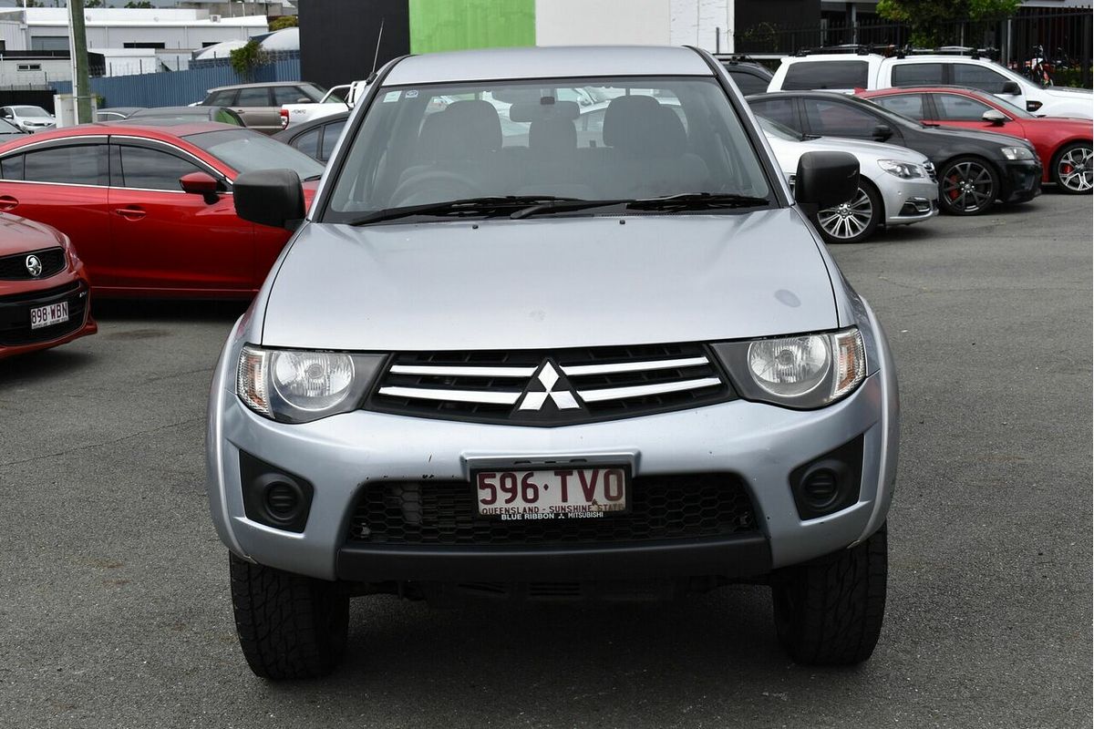 2013 Mitsubishi Triton GLX MN 4X4