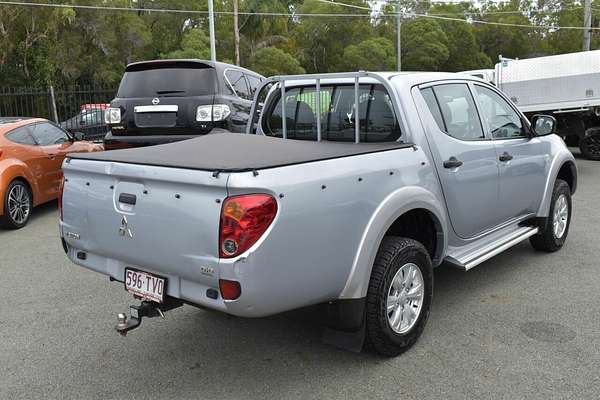 2013 Mitsubishi Triton GLX MN 4X4