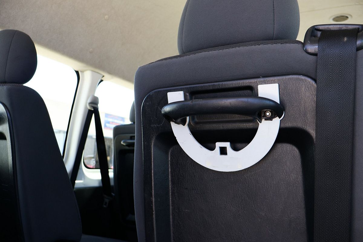 2012 Toyota Hiace Commuter KDH223R