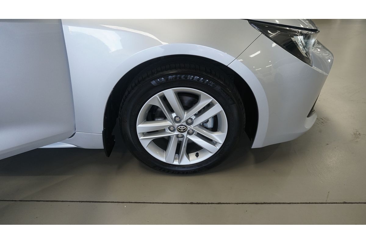 2018 Toyota Corolla Ascent Sport MZEA12R