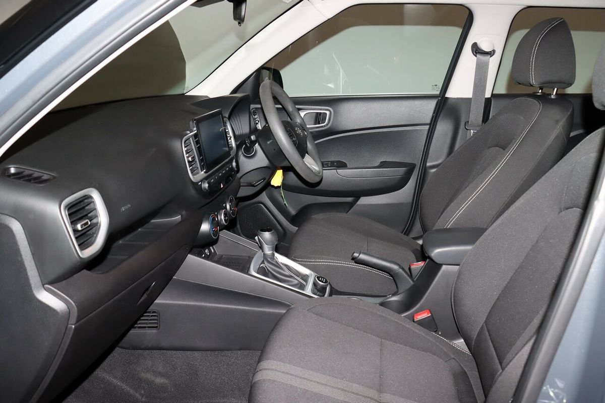 2023 Hyundai Venue QX.V5