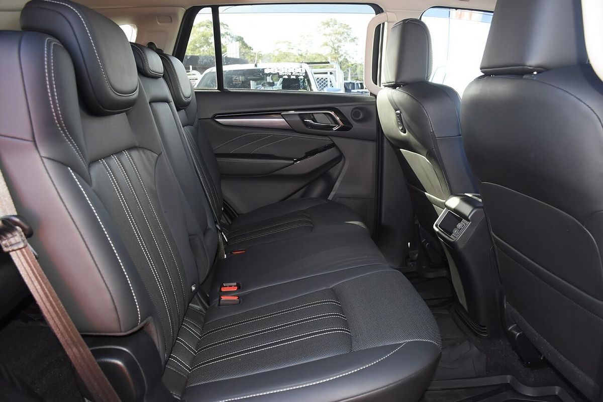 2024 Isuzu MU-X LS-T