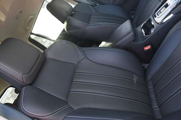 2024 Isuzu MU-X LS-T