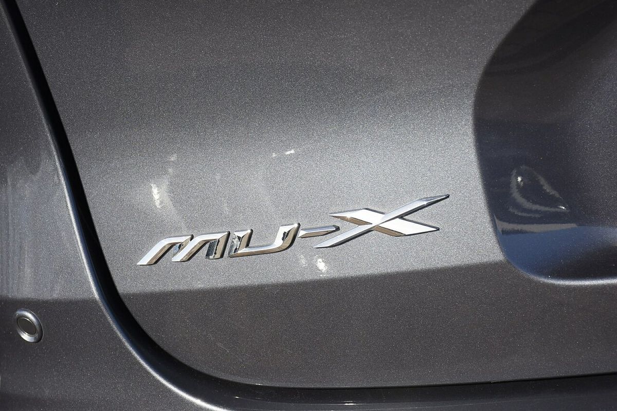 2024 Isuzu MU-X LS-T
