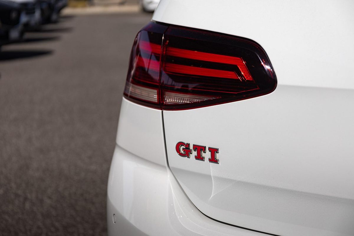 2019 Volkswagen Golf GTI 7.5
