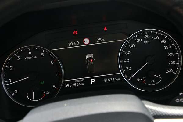 2023 Mitsubishi Outlander ES ZM