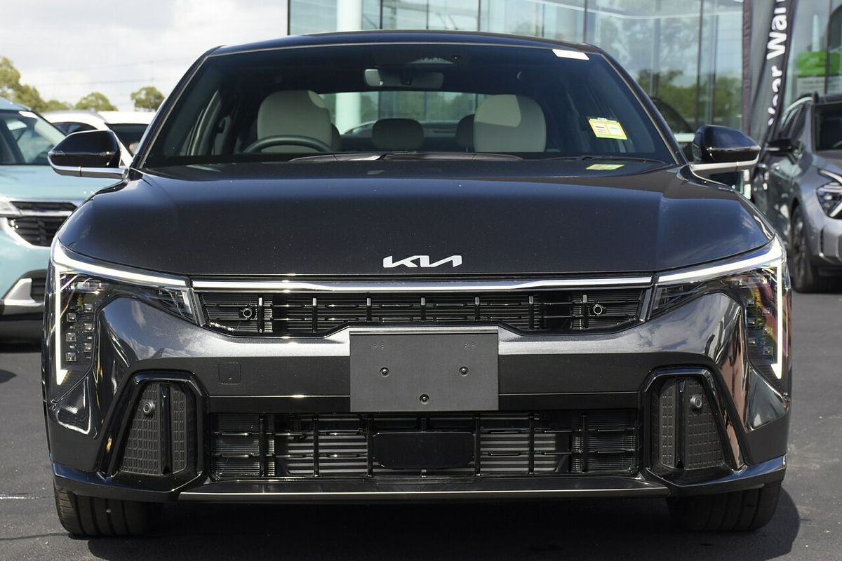 2025 Kia K4 GT-Line CL4m