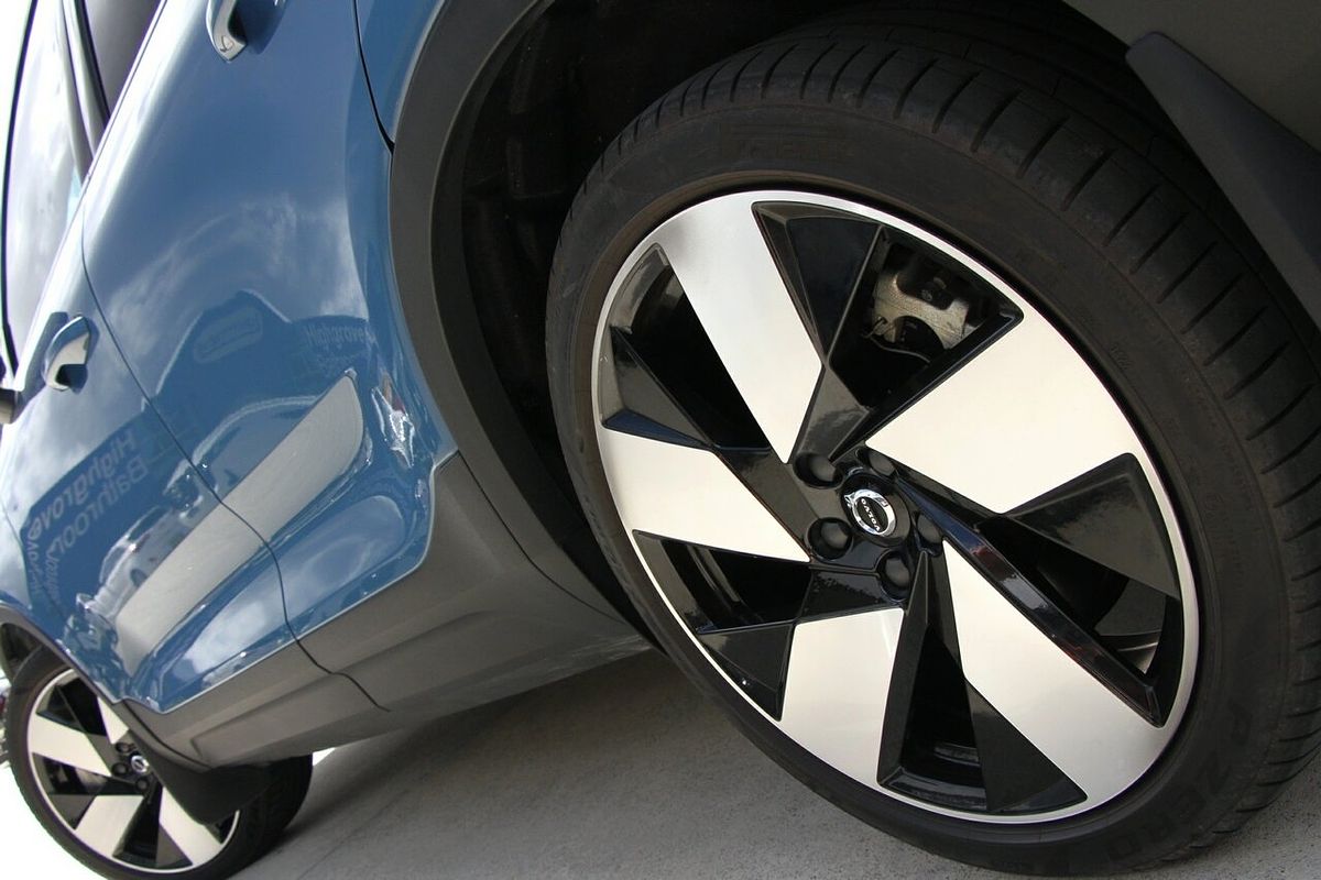 2022 Volvo C40 Recharge
