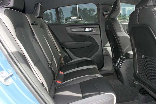 2022 Volvo C40 Recharge