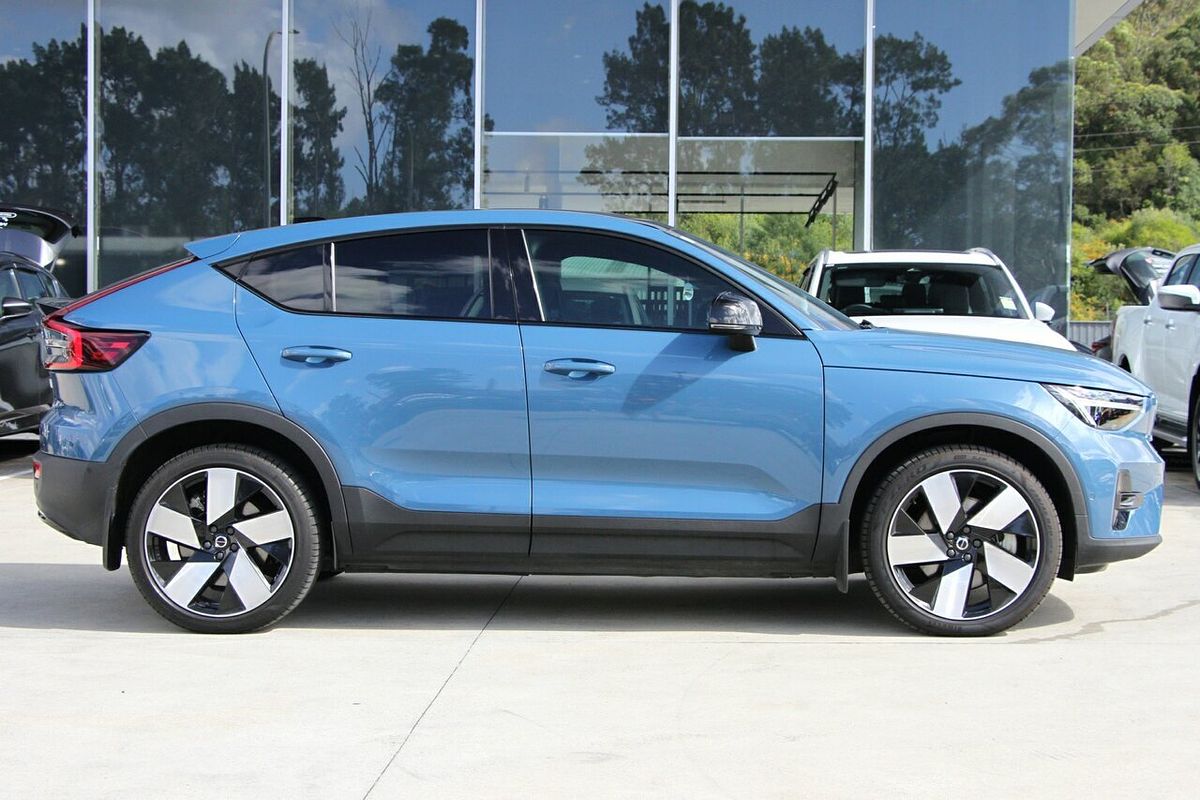 2022 Volvo C40 Recharge