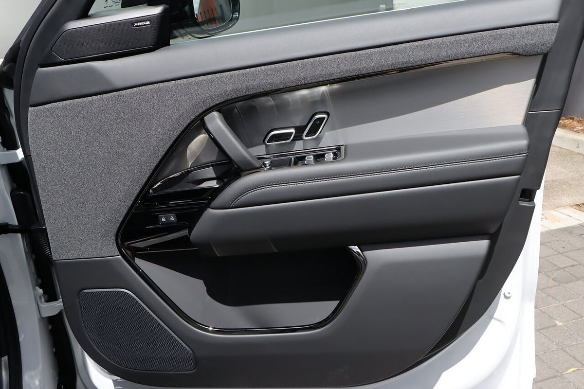 2024 Land Rover Range Rover Sport D250 Dynamic SE L461