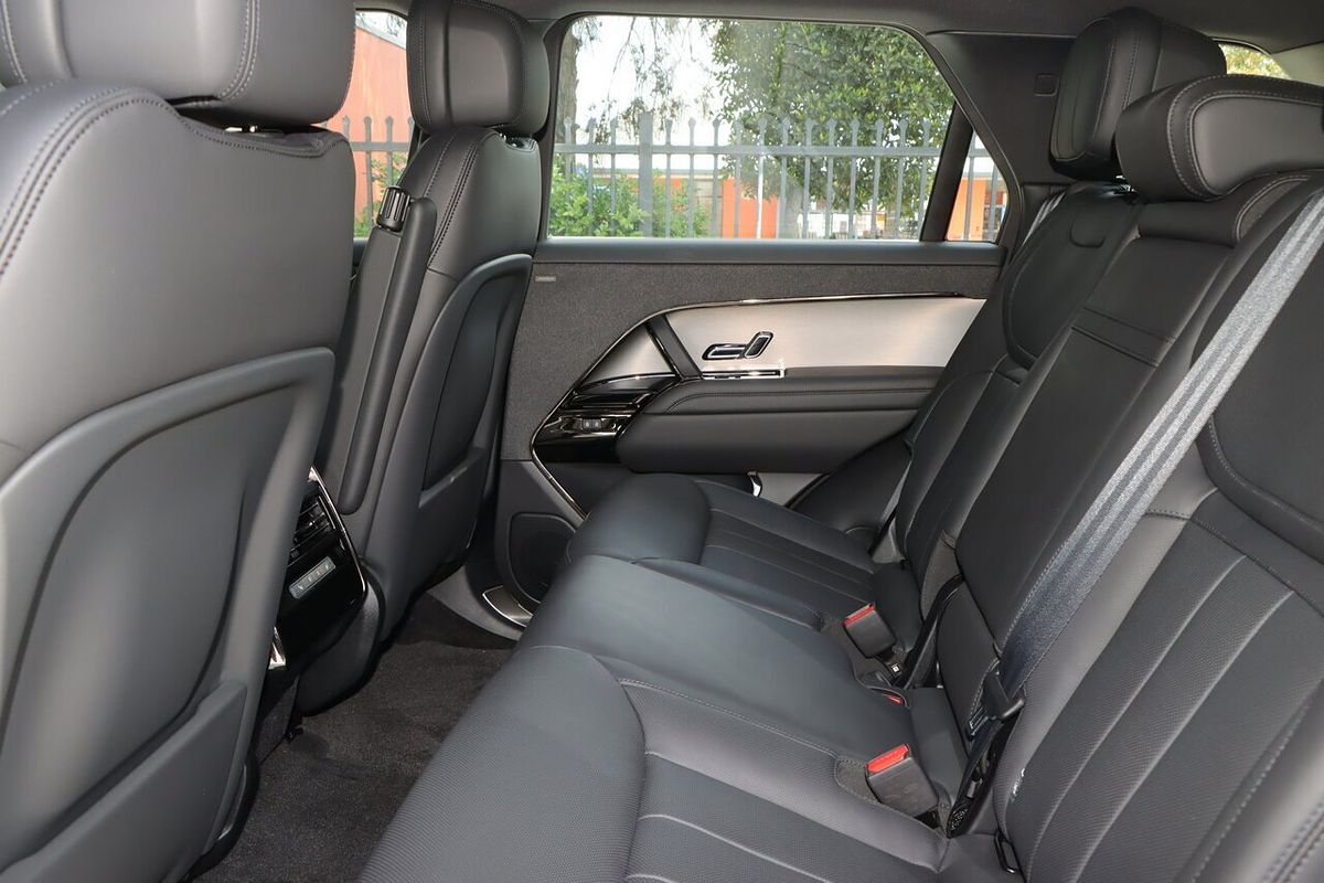 2024 Land Rover Range Rover Sport D250 Dynamic SE L461