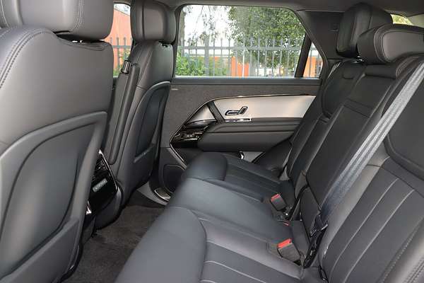 2024 Land Rover Range Rover Sport D250 Dynamic SE L461