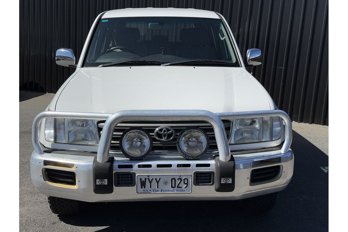 2003 Toyota Landcruiser GXL UZJ100R