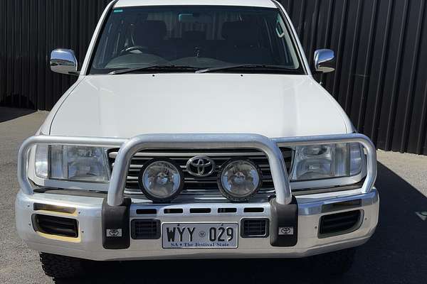 2003 Toyota Landcruiser GXL UZJ100R