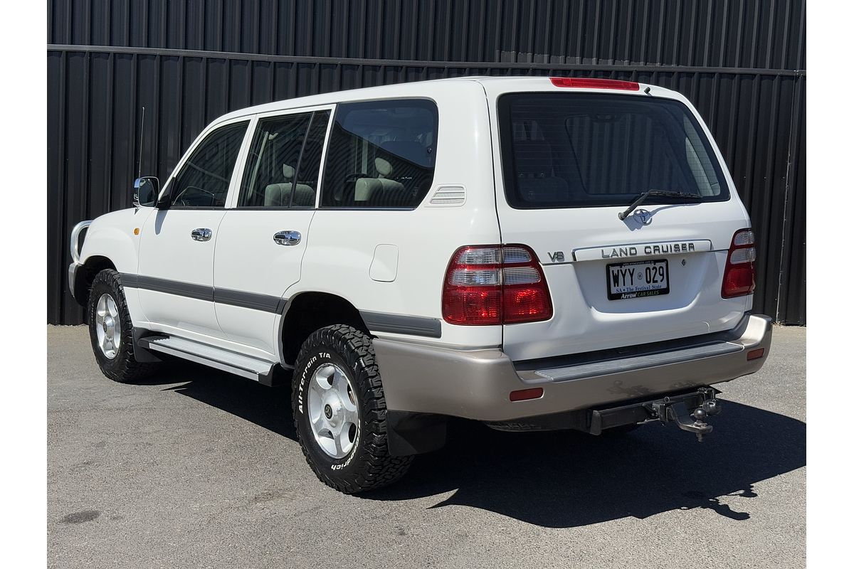 2003 Toyota Landcruiser GXL UZJ100R