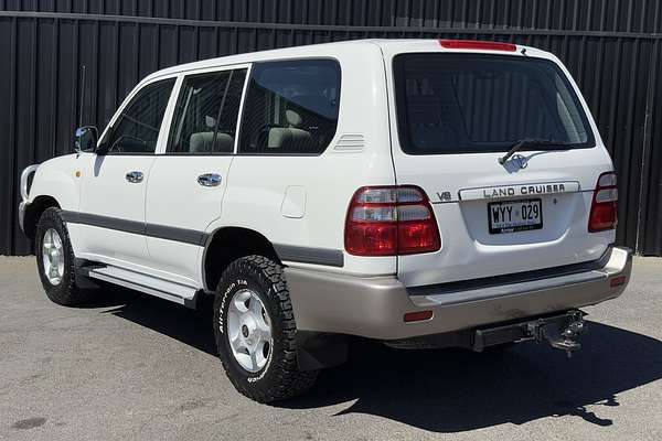 2003 Toyota Landcruiser GXL UZJ100R