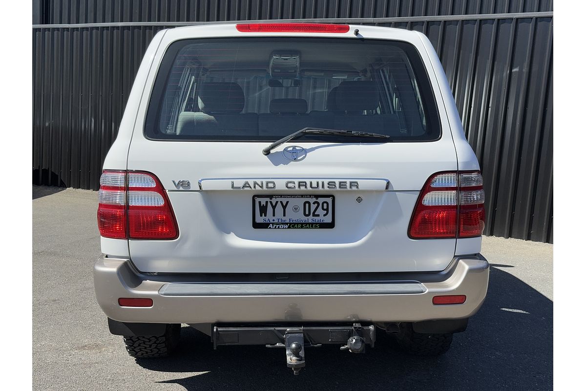 2003 Toyota Landcruiser GXL UZJ100R