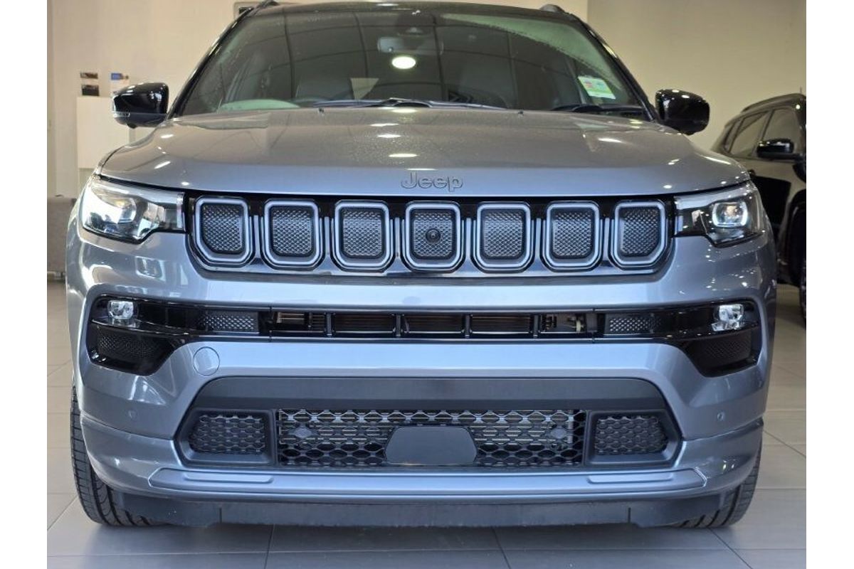 2023 Jeep Compass S-Limited M6