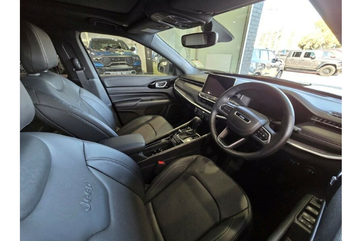 2023 Jeep Compass S-Limited M6