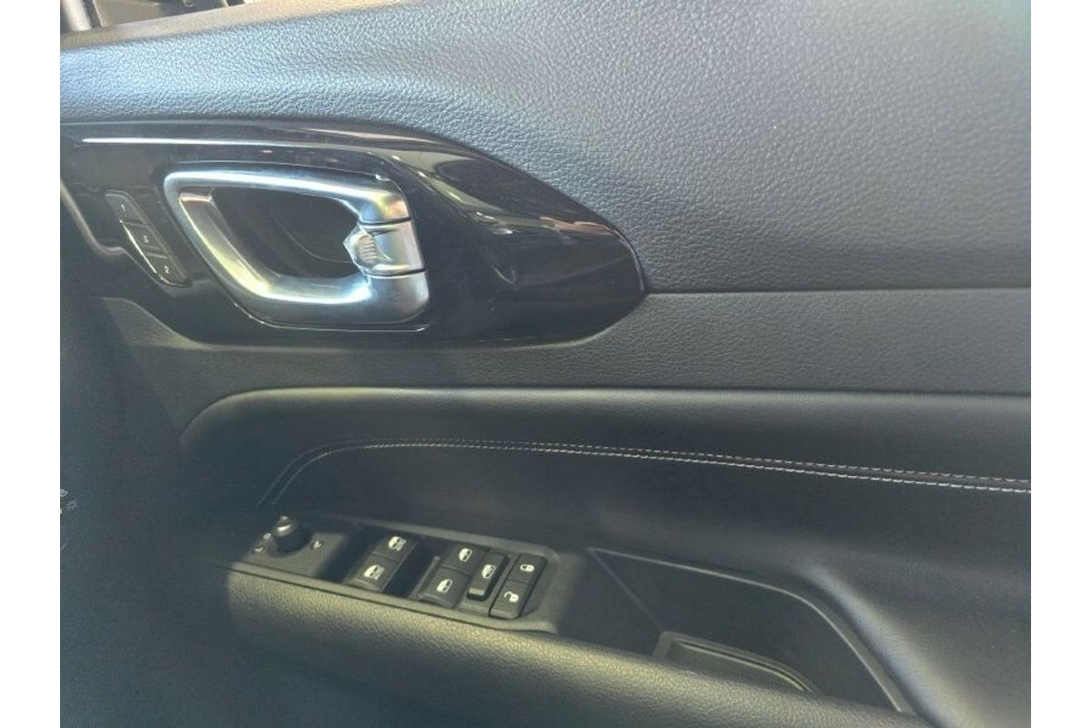 2023 Jeep Compass S-Limited M6