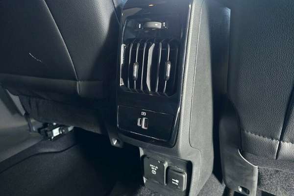 2023 Jeep Compass S-Limited M6