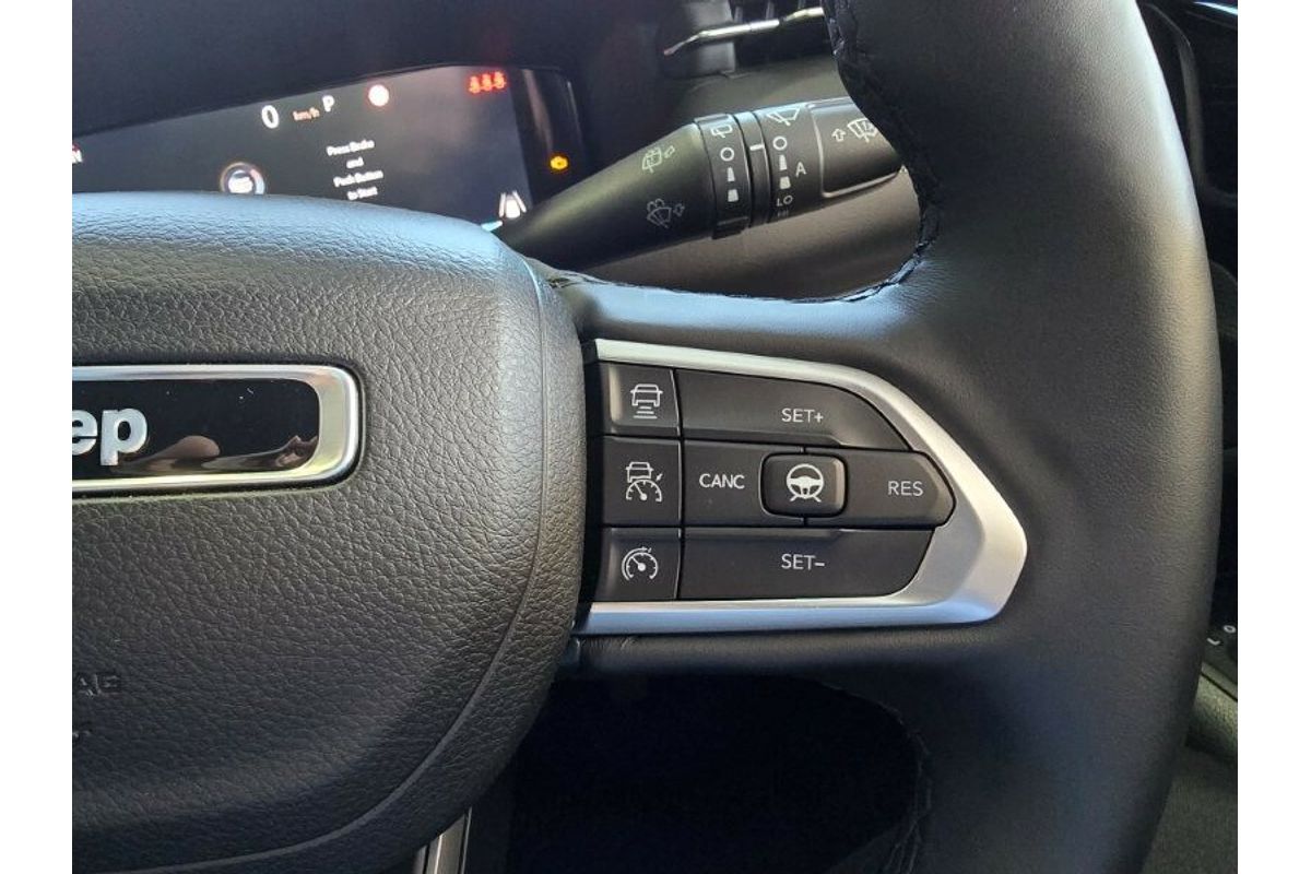 2023 Jeep Compass S-Limited M6