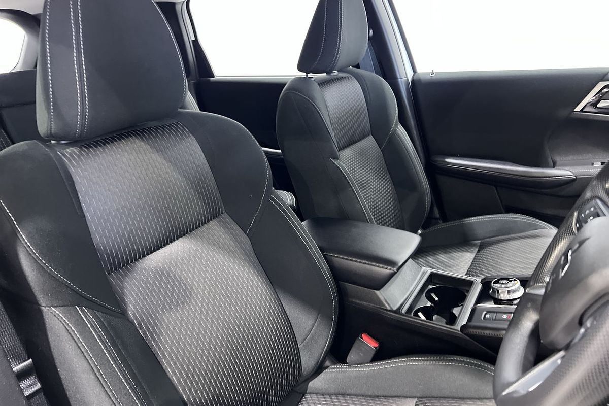 2023 Mitsubishi Outlander ES ZM