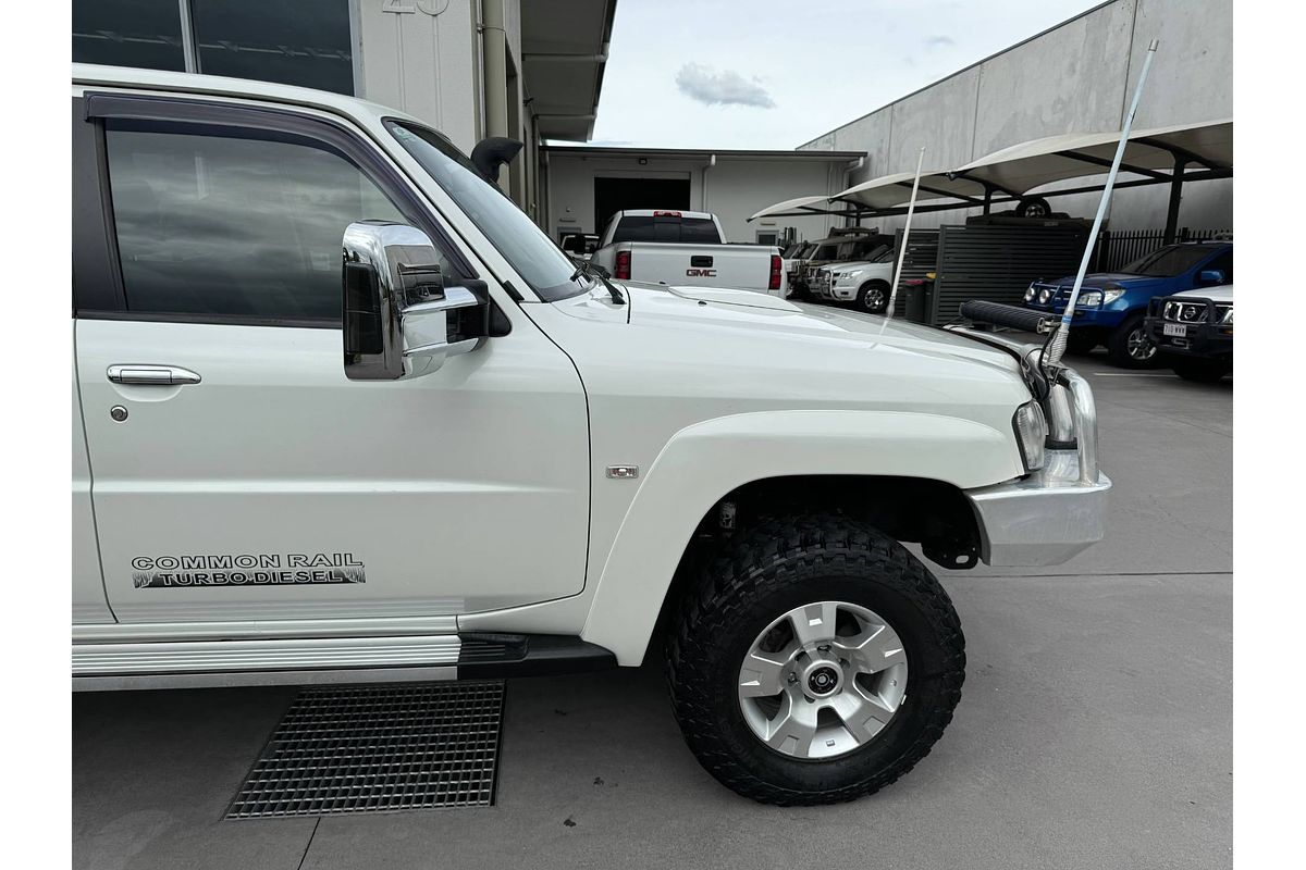 2012 Nissan Patrol ST GU 7