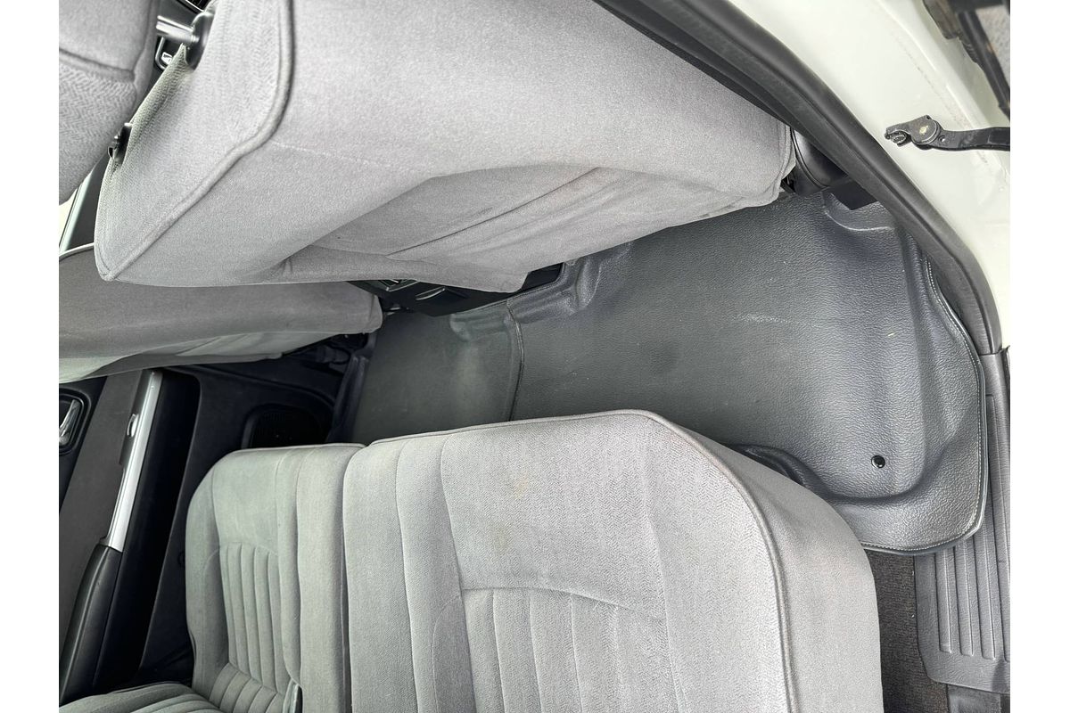 2012 Nissan Patrol ST GU 7