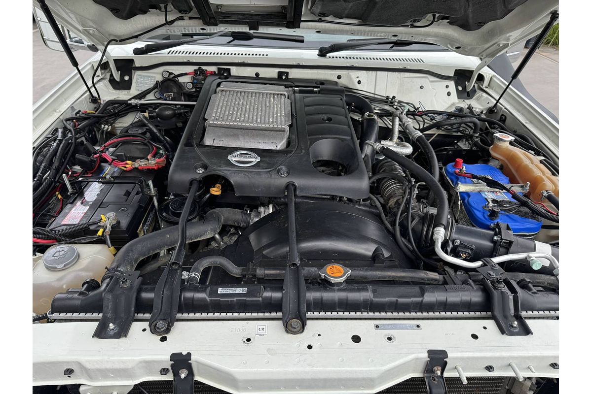 2012 Nissan Patrol ST GU 7