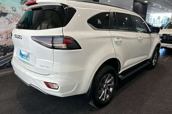 2023 Isuzu MU-X LS-U