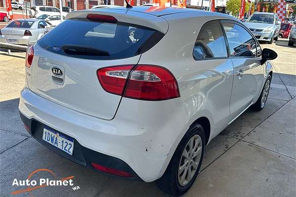 2011 Kia RIO S UB