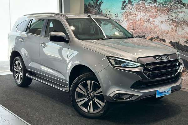 2023 Isuzu MU-X LS-T