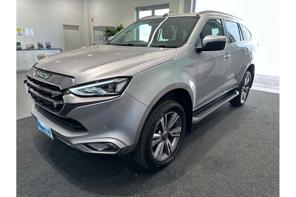 2023 Isuzu MU-X LS-T