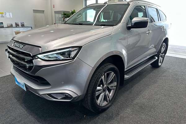 2023 Isuzu MU-X LS-T