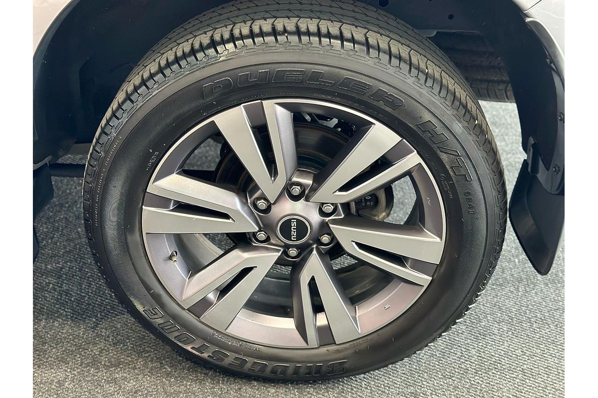 2023 Isuzu MU-X LS-T