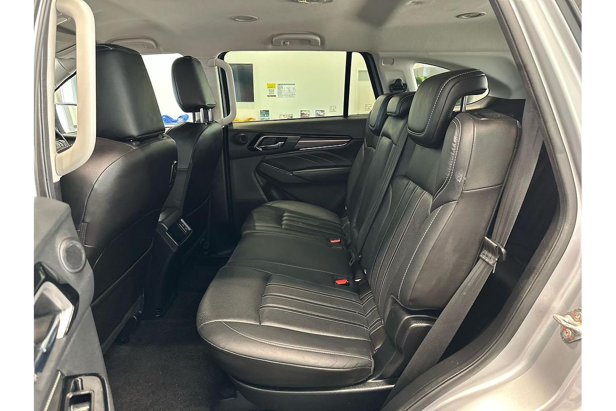 2023 Isuzu MU-X LS-T