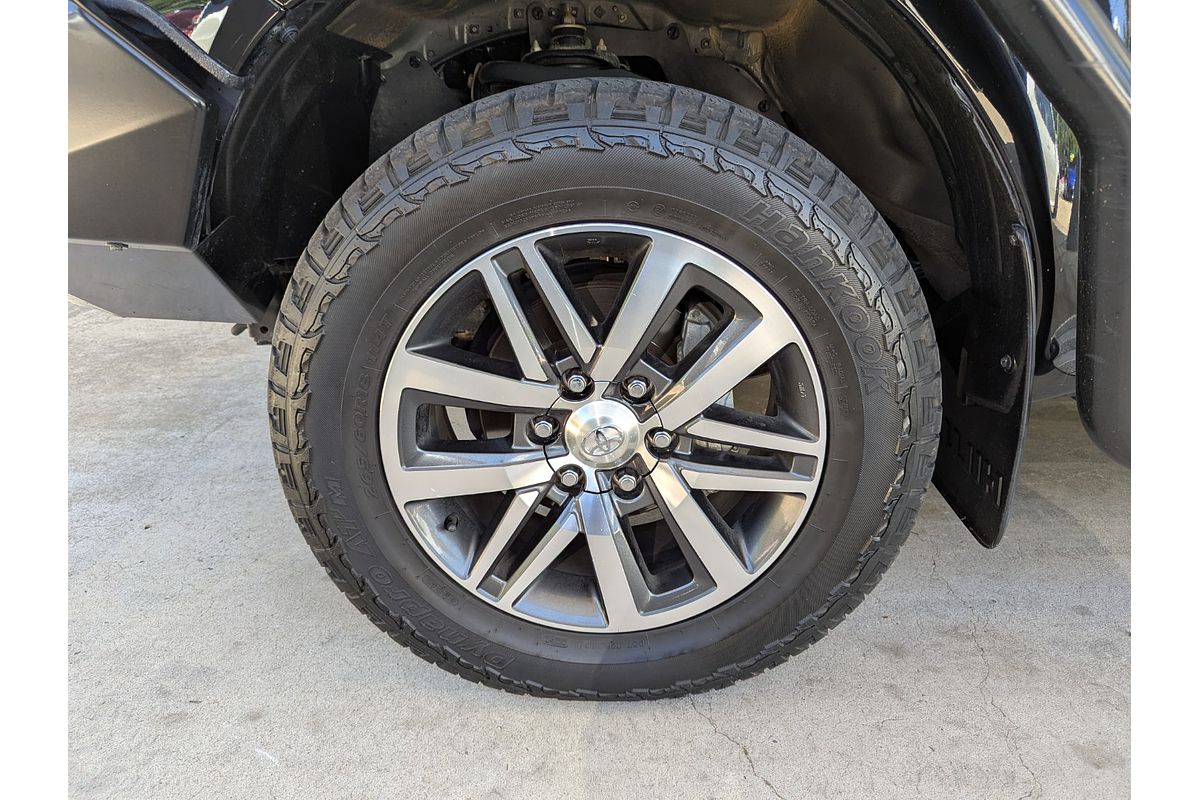 2019 Toyota Hilux SR5 GUN126R 4X4