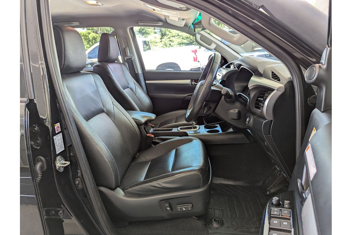 2019 Toyota Hilux SR5 GUN126R 4X4