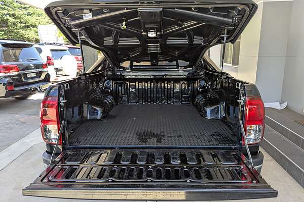 2019 Toyota Hilux SR5 GUN126R 4X4