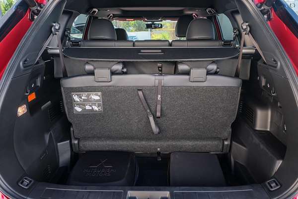 2024 Mitsubishi Outlander PHEV GSR ZM